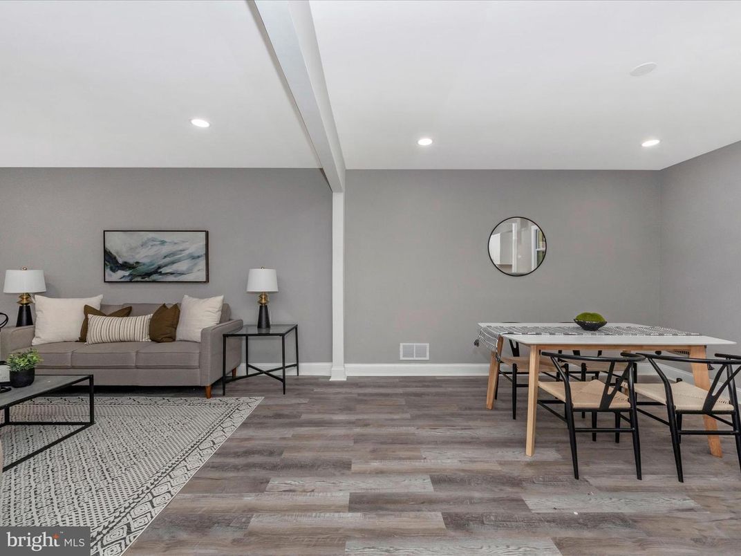 Dining room, Interior, Living room, Recessed Lighting, Wood Texture Flooring