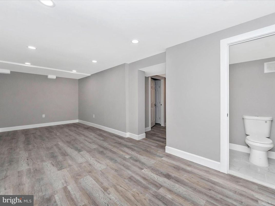 Bathroom, Empty room, Interior, Recessed Lighting, Wood Texture Flooring