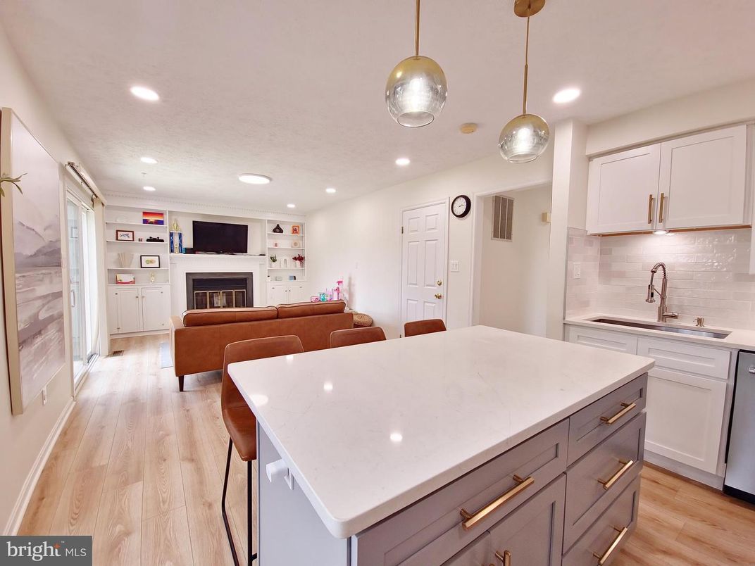 Fireplace, Interior, Kitchen, Living room, Pendant Lights, Recessed Lighting, Wood Texture Flooring