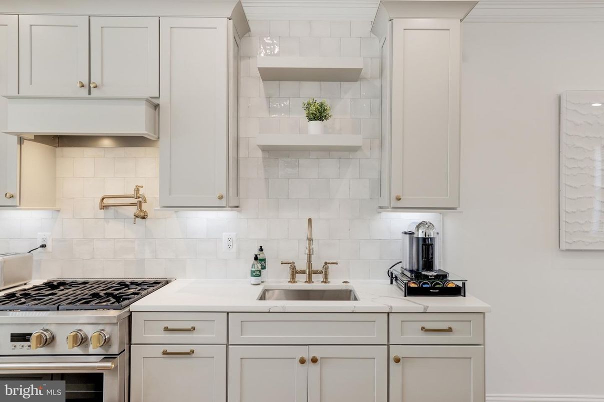 Interior, Kitchen, Stainless Steel Appliances