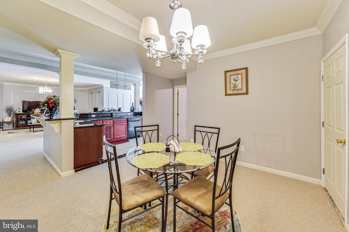 Chandelier, Dining room, Interior, Kitchen