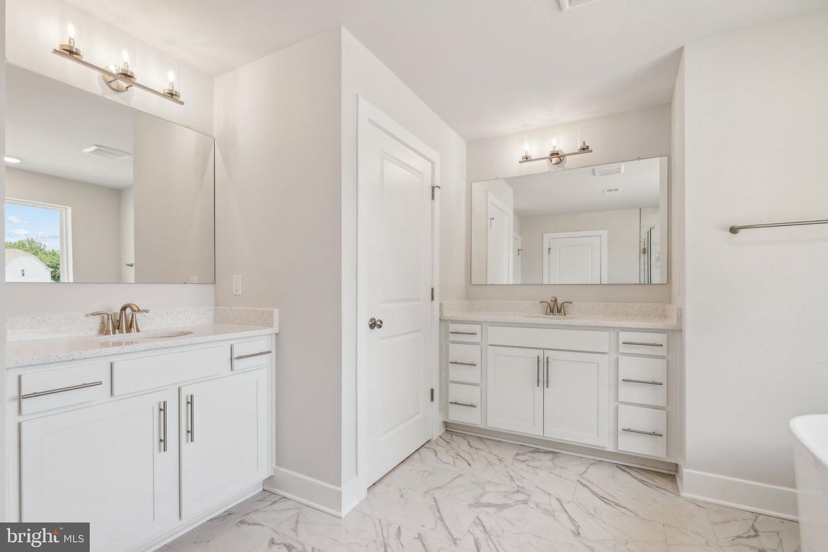 Bathroom, Dual Sink Vanities, Interior, Marble