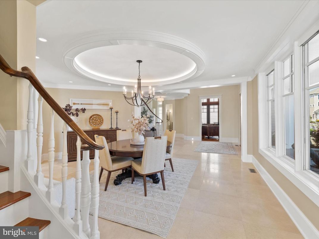 Chandelier, Dining room, Interior, Recessed Lighting