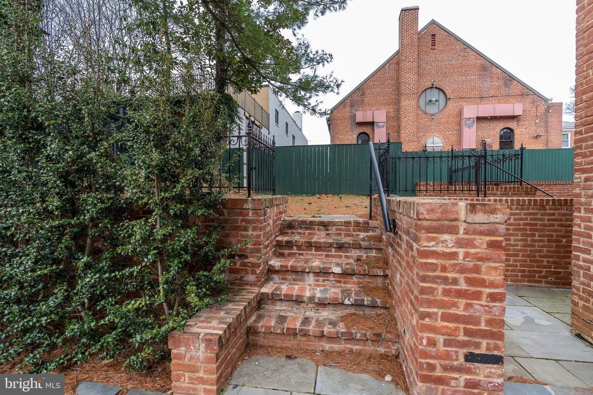 Exterior, Facade, Brick Facade, Tudor Revival