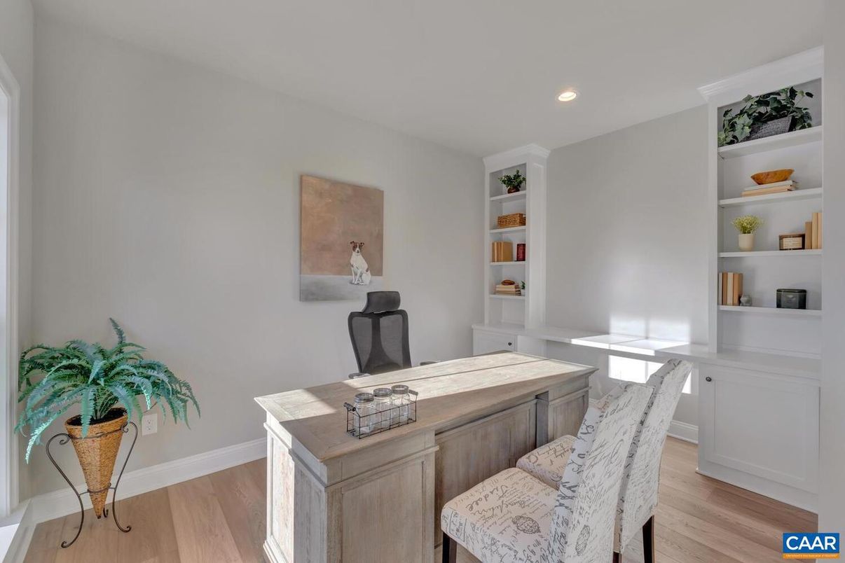 Home Office, Interior, Recessed Lighting, Wood Texture Flooring