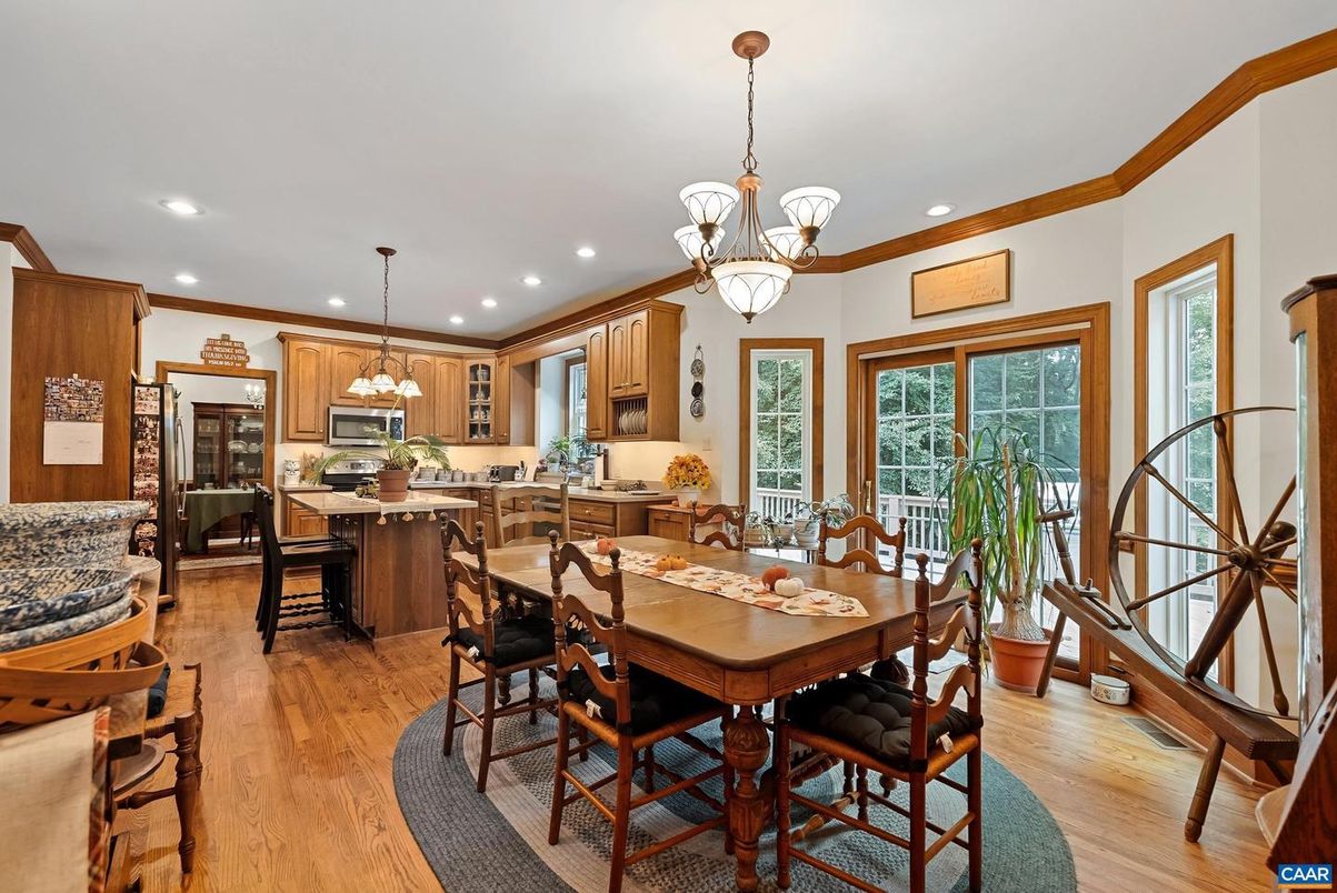 Chandelier, Dining room, Interior, Kitchen, Recessed Lighting, Wood Texture Flooring