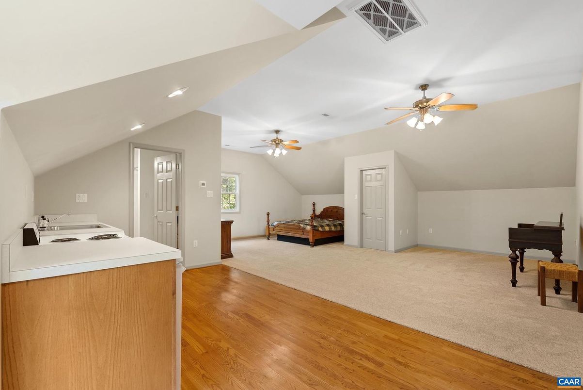Interior, Kitchen, Piano, Recessed Lighting, Wood Texture Flooring