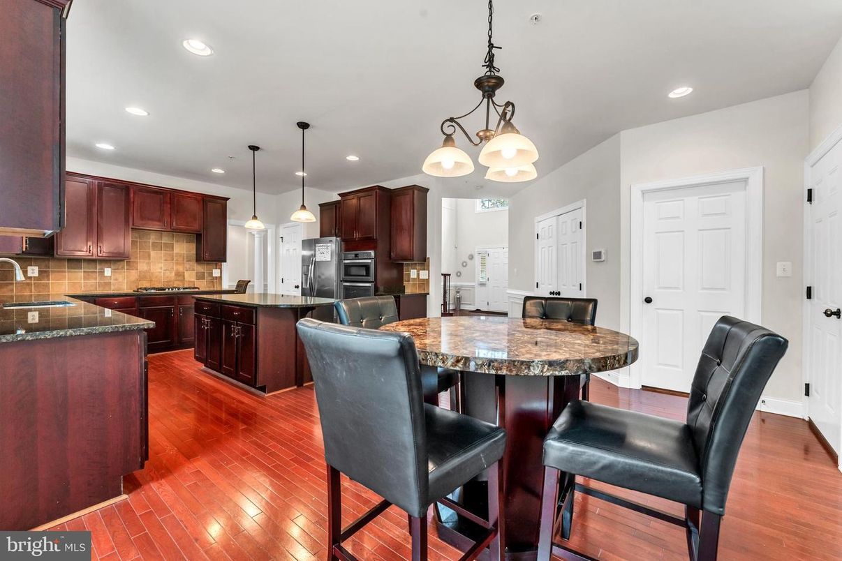 Interior, Kitchen, Pendant Lights, Recessed Lighting, Wood Texture Flooring