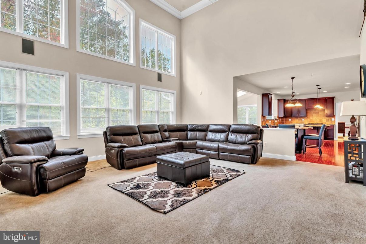 Dining room, Interior, Kitchen, Living room, Pendant Lights, Recessed Lighting