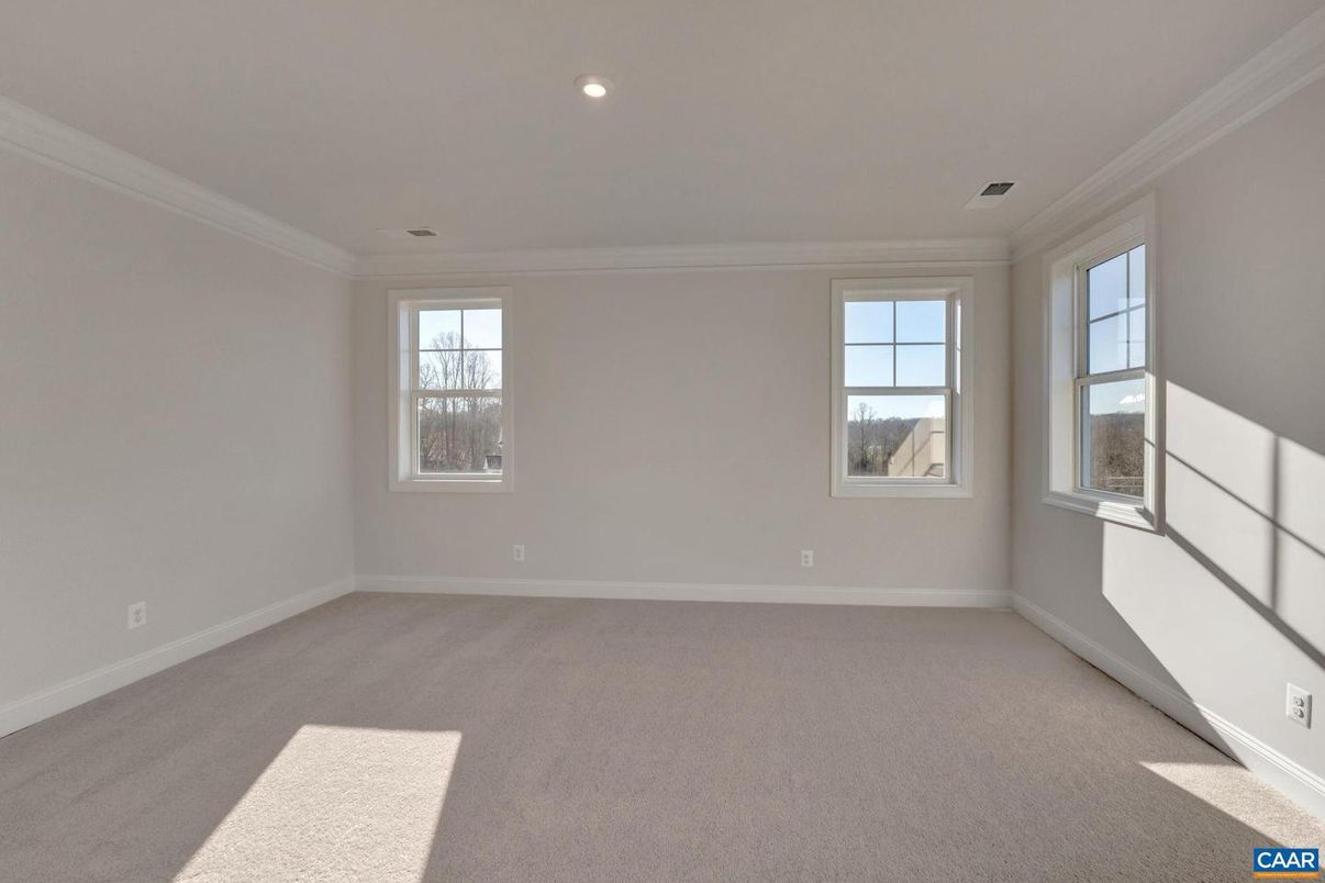 Empty room, Interior, Recessed Lighting