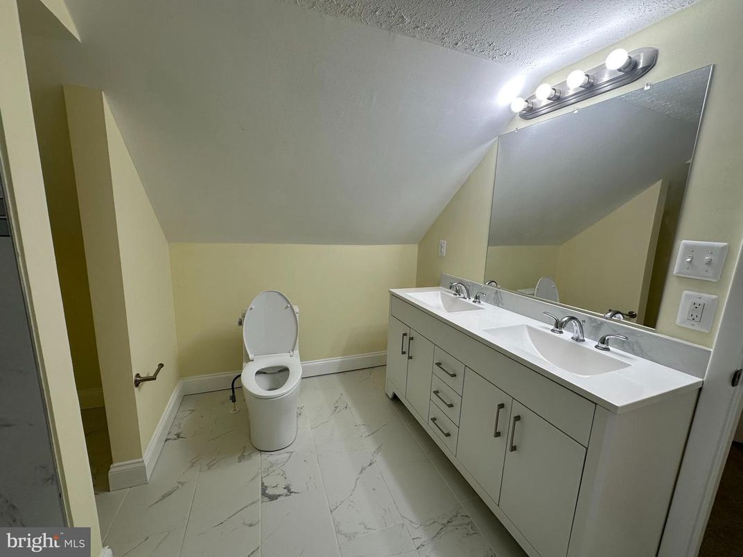 Bathroom, Dual Sink Vanities, Interior, Marble