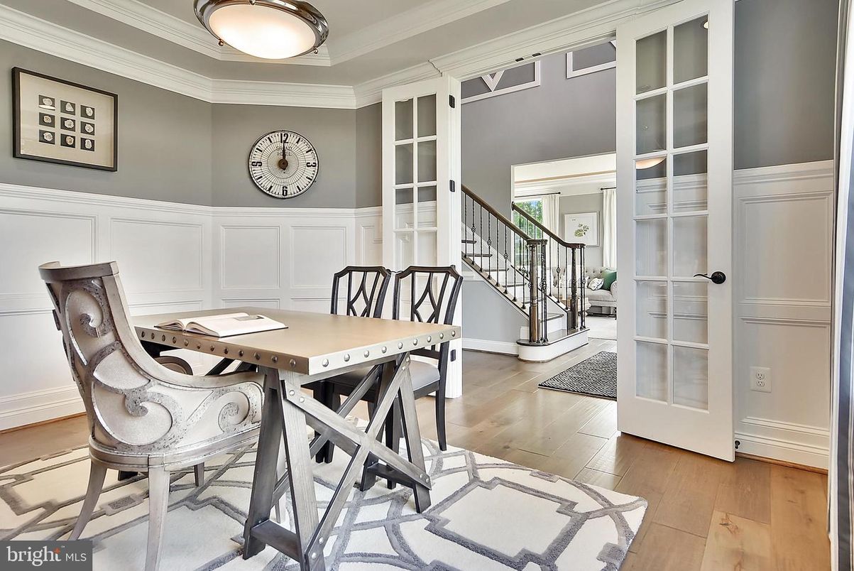 Dining room, Interior, Wood Texture Flooring