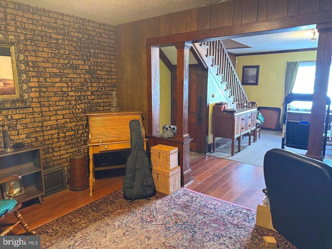 Home Office, Interior, Stone Walls, Wood Texture Flooring