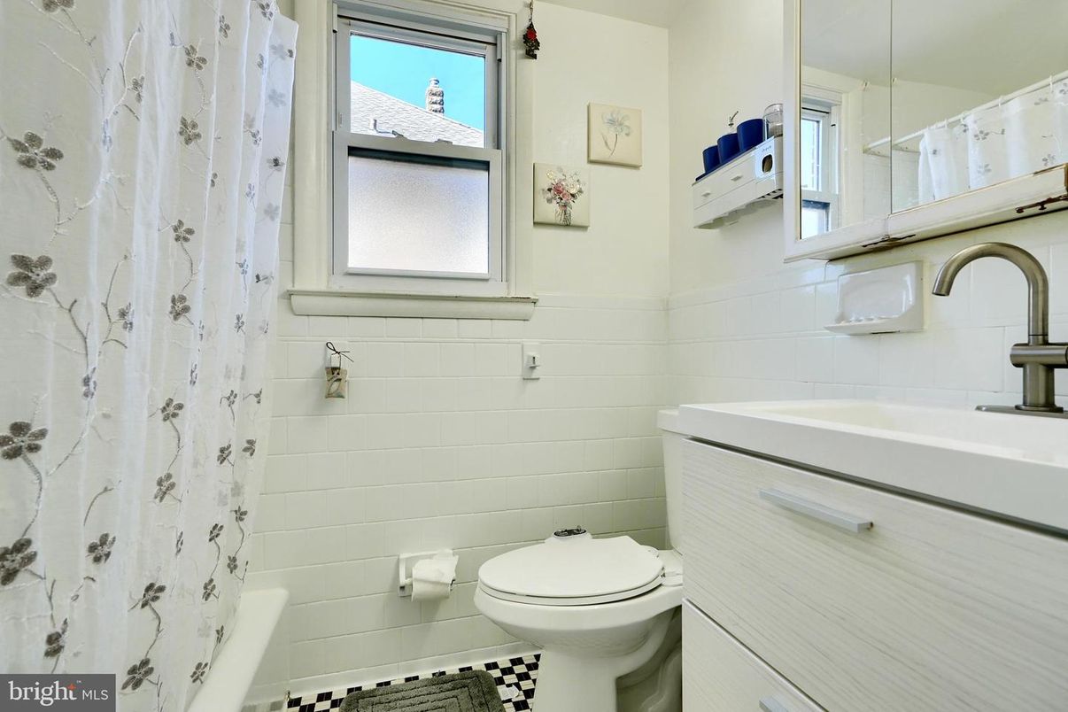 Bathroom, Interior