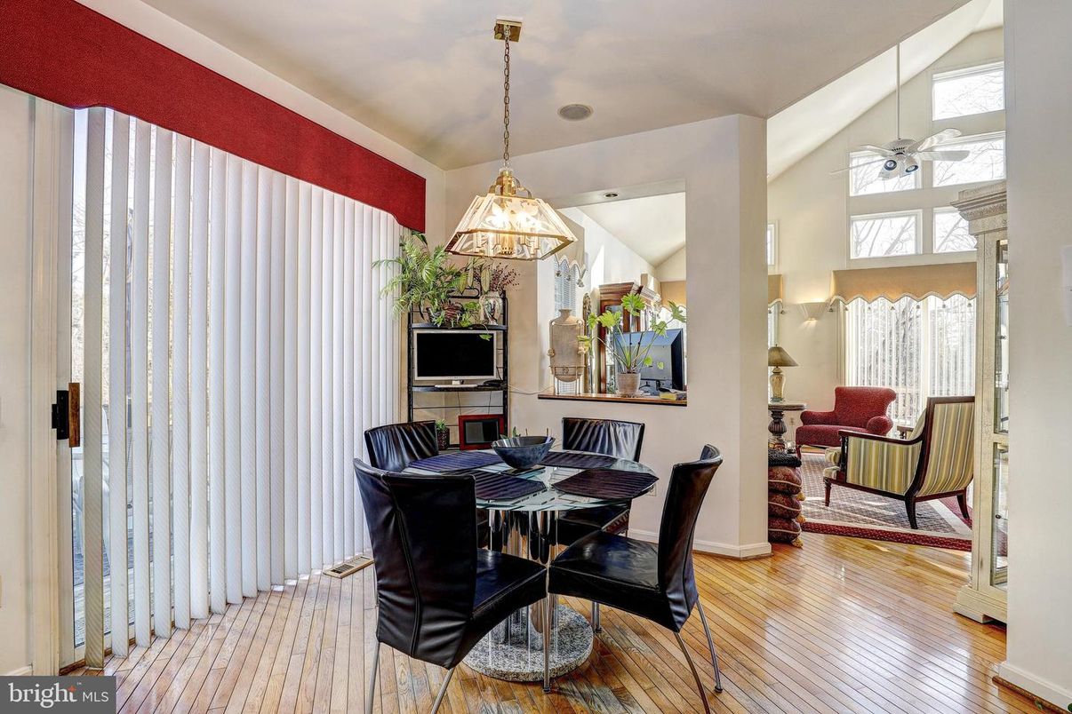 Dining room, Interior, Living room, Pendant Lights, Wood Texture Flooring