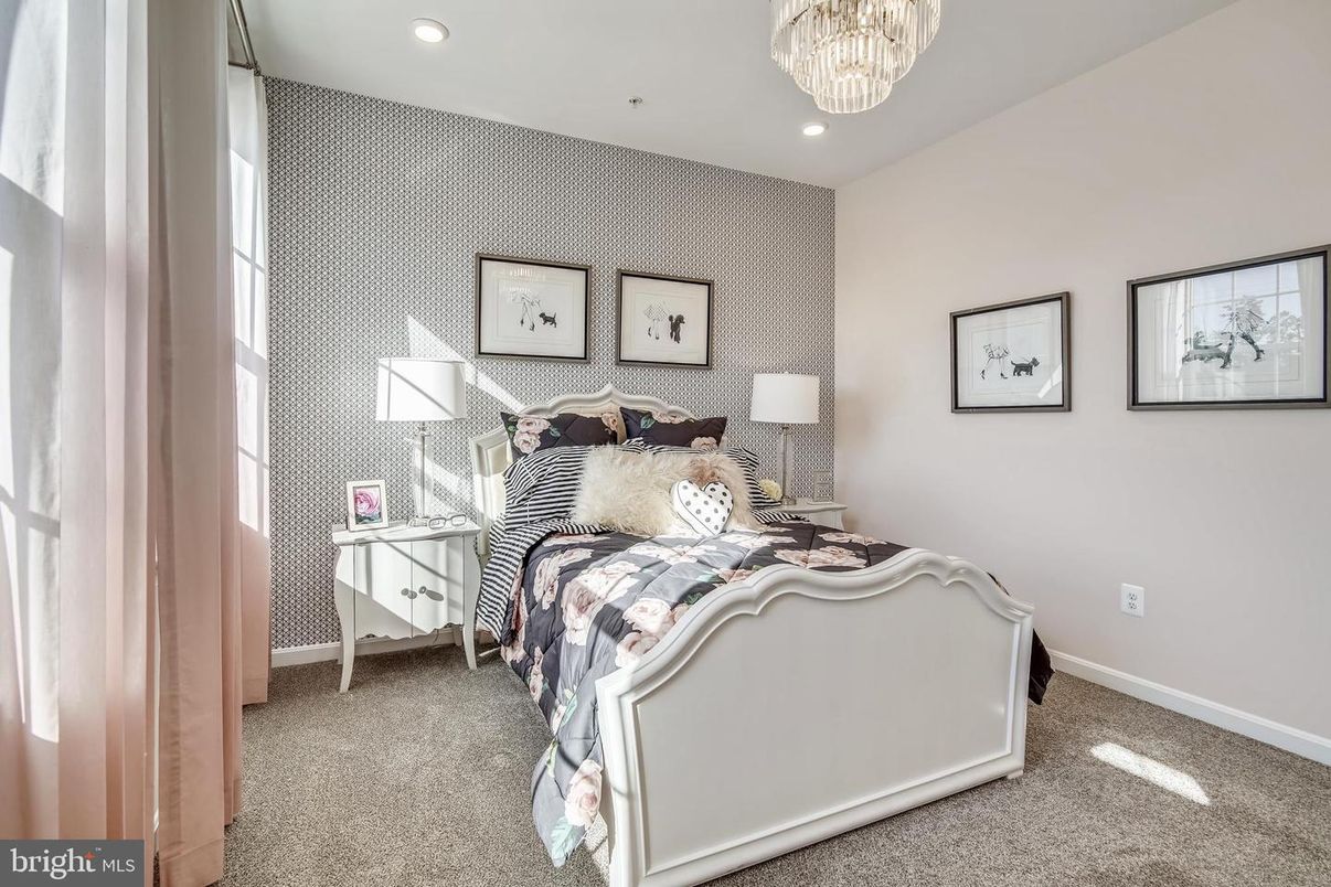Bedroom, Chandelier, Interior, Recessed Lighting