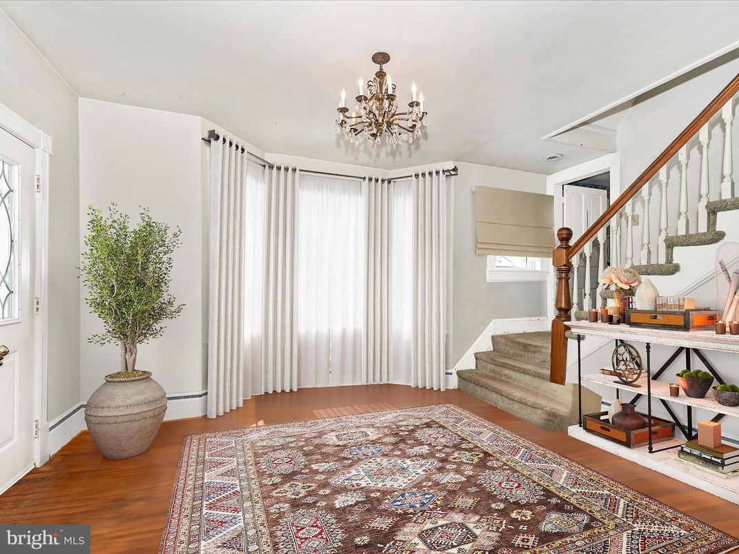 Chandelier, Interior, Wood Texture Flooring