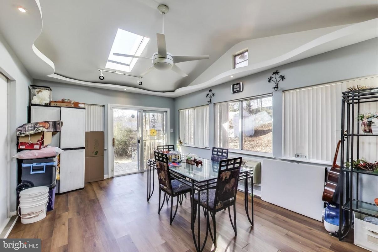 Dining room, Interior, Recessed Lighting, Wood Texture Flooring