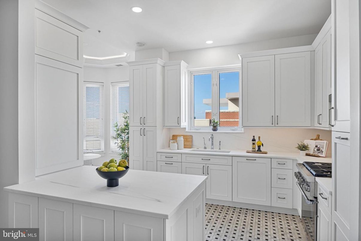 Interior, Kitchen, Recessed Lighting