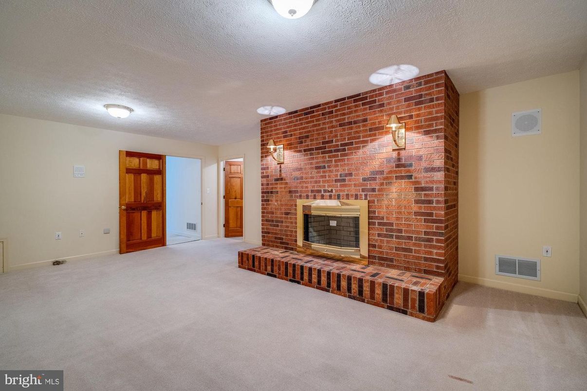Empty room, Fireplace, Interior, Stone Walls