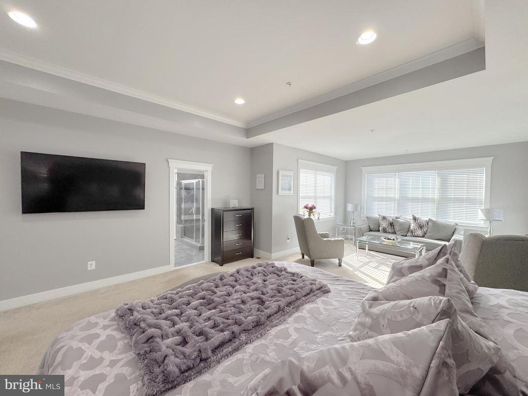 Bedroom, Interior, Living room, Recessed Lighting