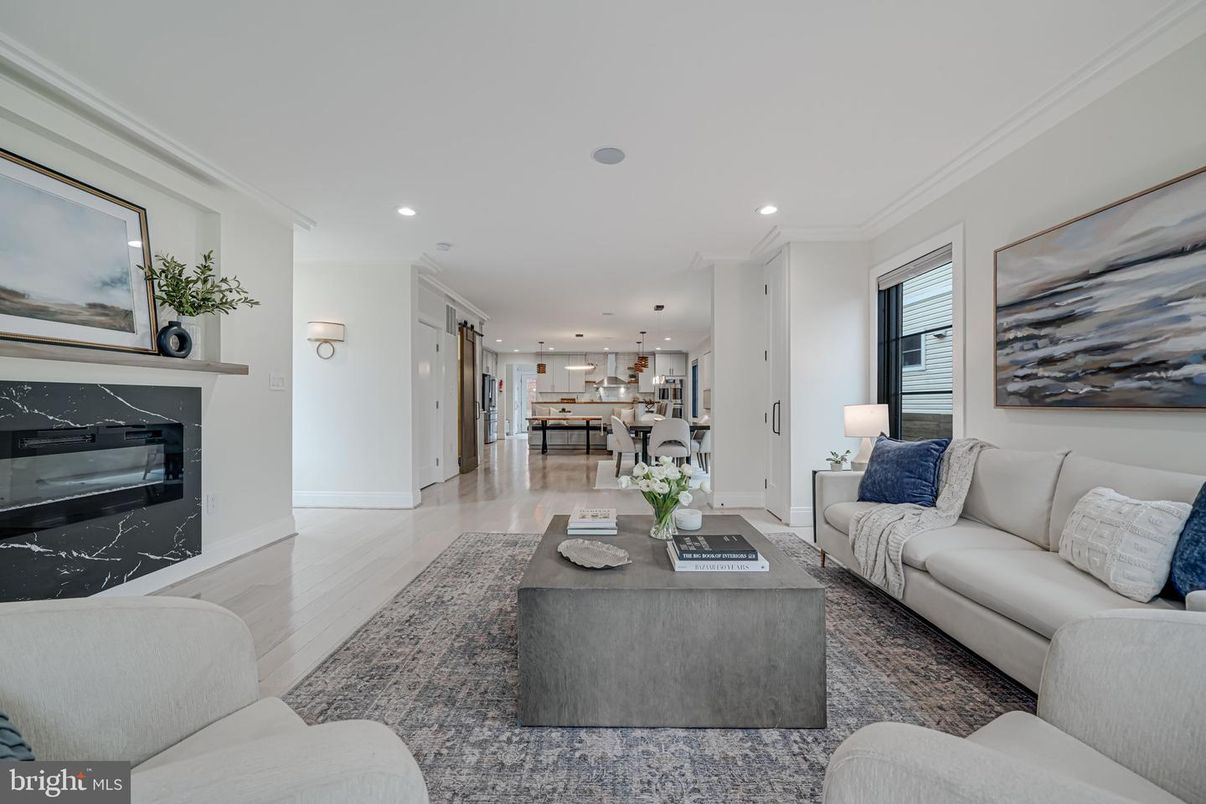 Fireplace, Interior, Kitchen, Living room, Pendant Lights, Recessed Lighting