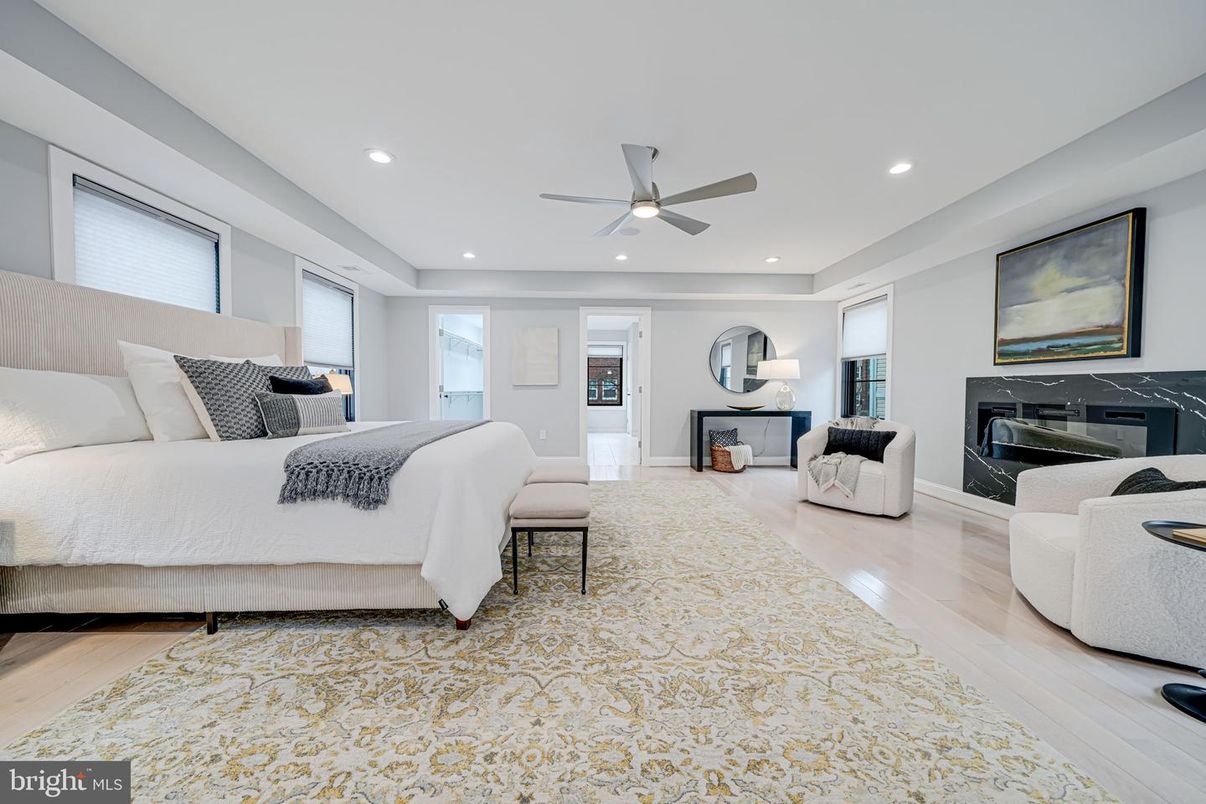 Bedroom, Fireplace, Interior, Recessed Lighting, Wood Texture Flooring