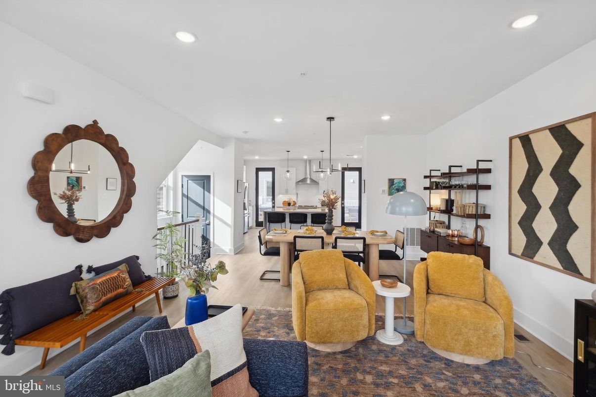 Dining room, Interior, Kitchen, Living room, Pendant Lights, Recessed Lighting, Wood Texture Flooring