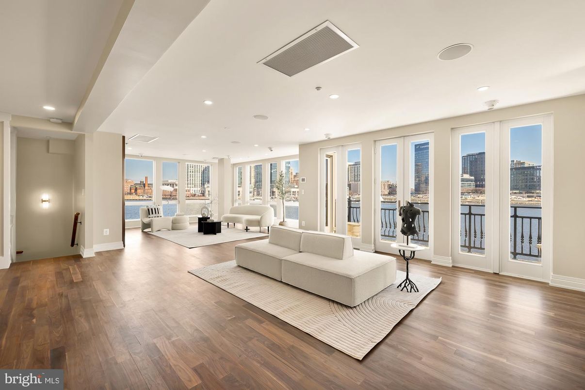 Interior, Living room, Recessed Lighting, Water, Wood Texture Flooring