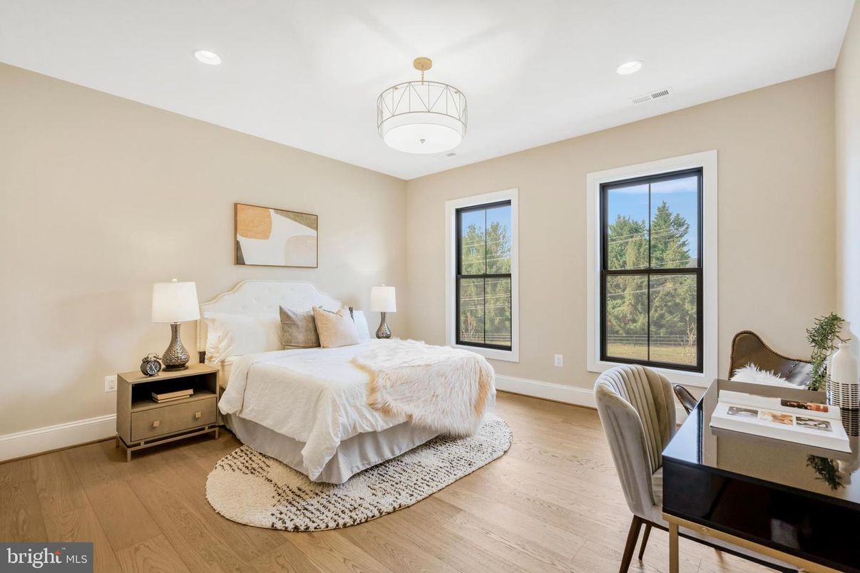 Bedroom, Home Office, Interior, Recessed Lighting, Wood Texture Flooring