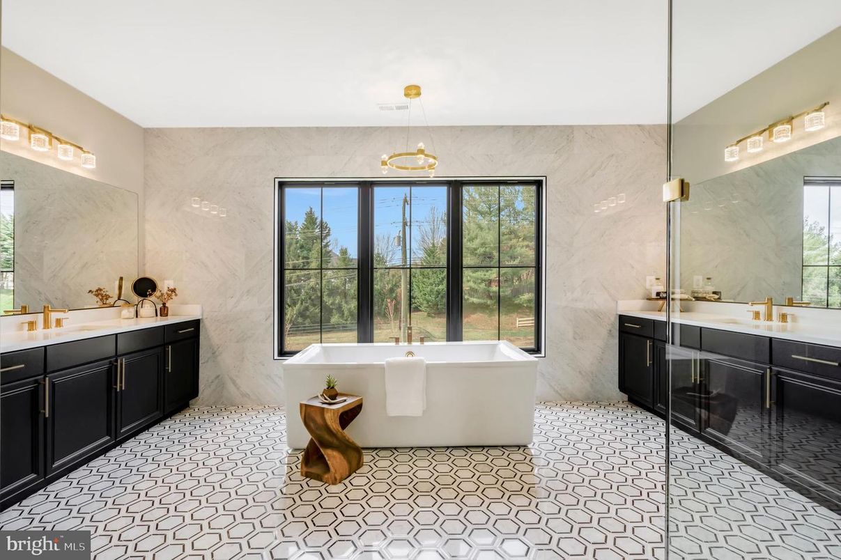 Bathroom, Dual Sink Vanities, Free Standing Baths, Interior, Marble Walls, Pendant Lights