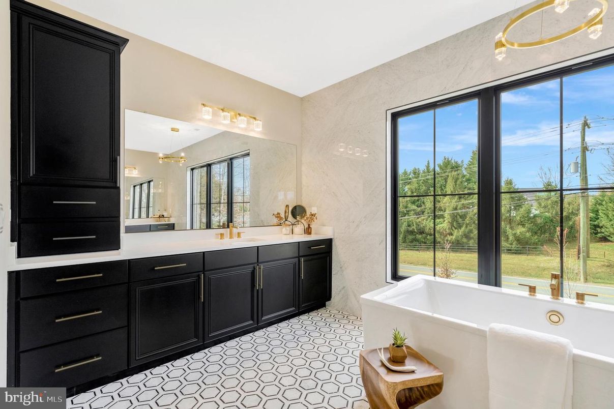 Bathroom, Dual Sink Vanities, Interior, Marble Walls