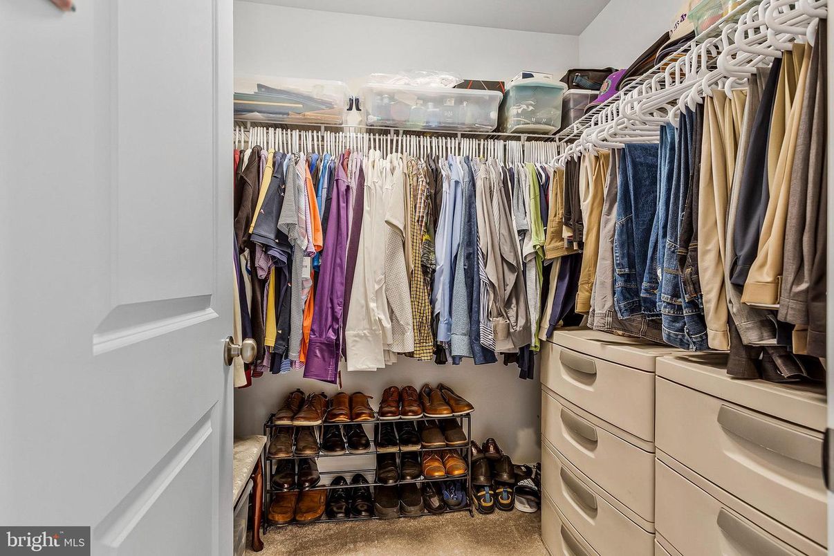 Interior, Walk-in Closets