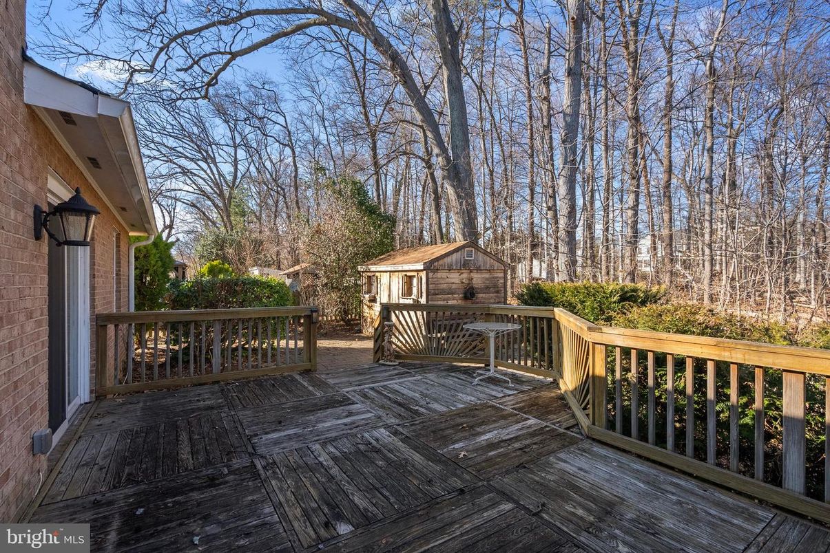 Exterior, Wood Texture Flooring