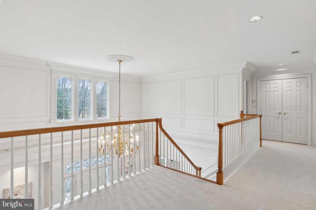 Chandelier, Interior, Recessed Lighting