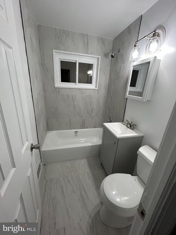 Bathroom, Interior, Marble, Marble Walls