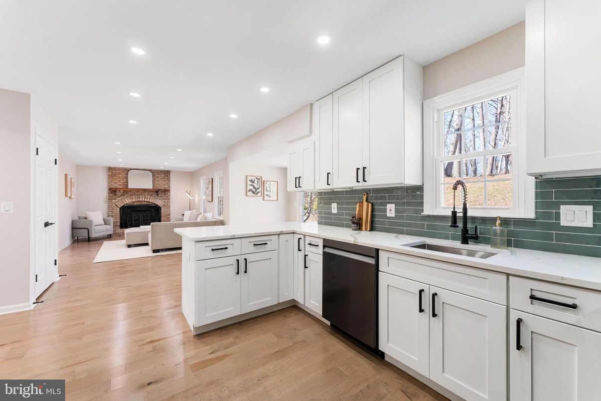 Fireplace, Interior, Kitchen, Living room, Recessed Lighting, Stone Walls, Wood Texture Flooring