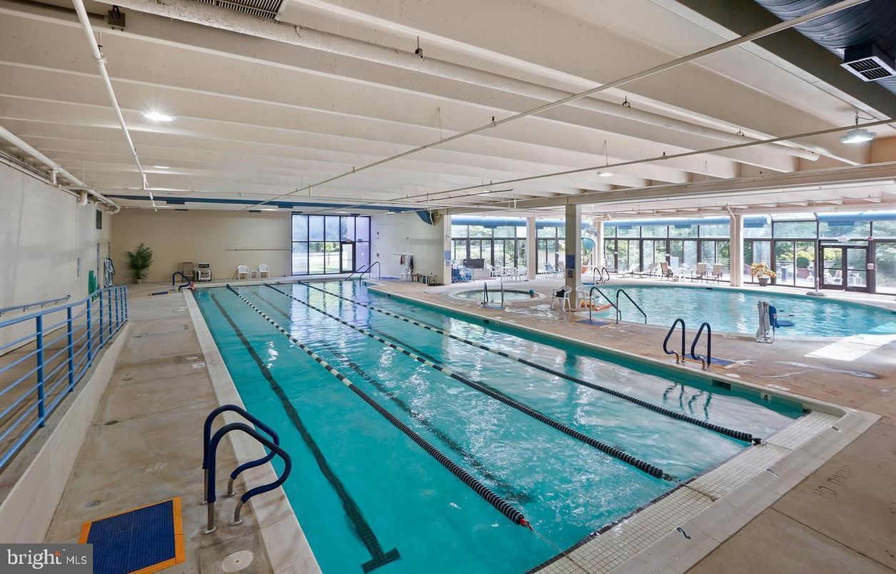 Interior, Pool, Recessed Lighting