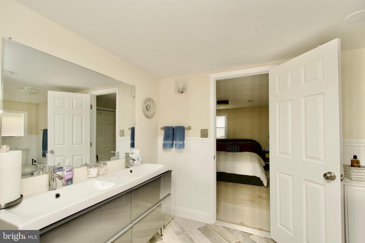 Bathroom, Bedroom, Interior, Wood Texture Flooring