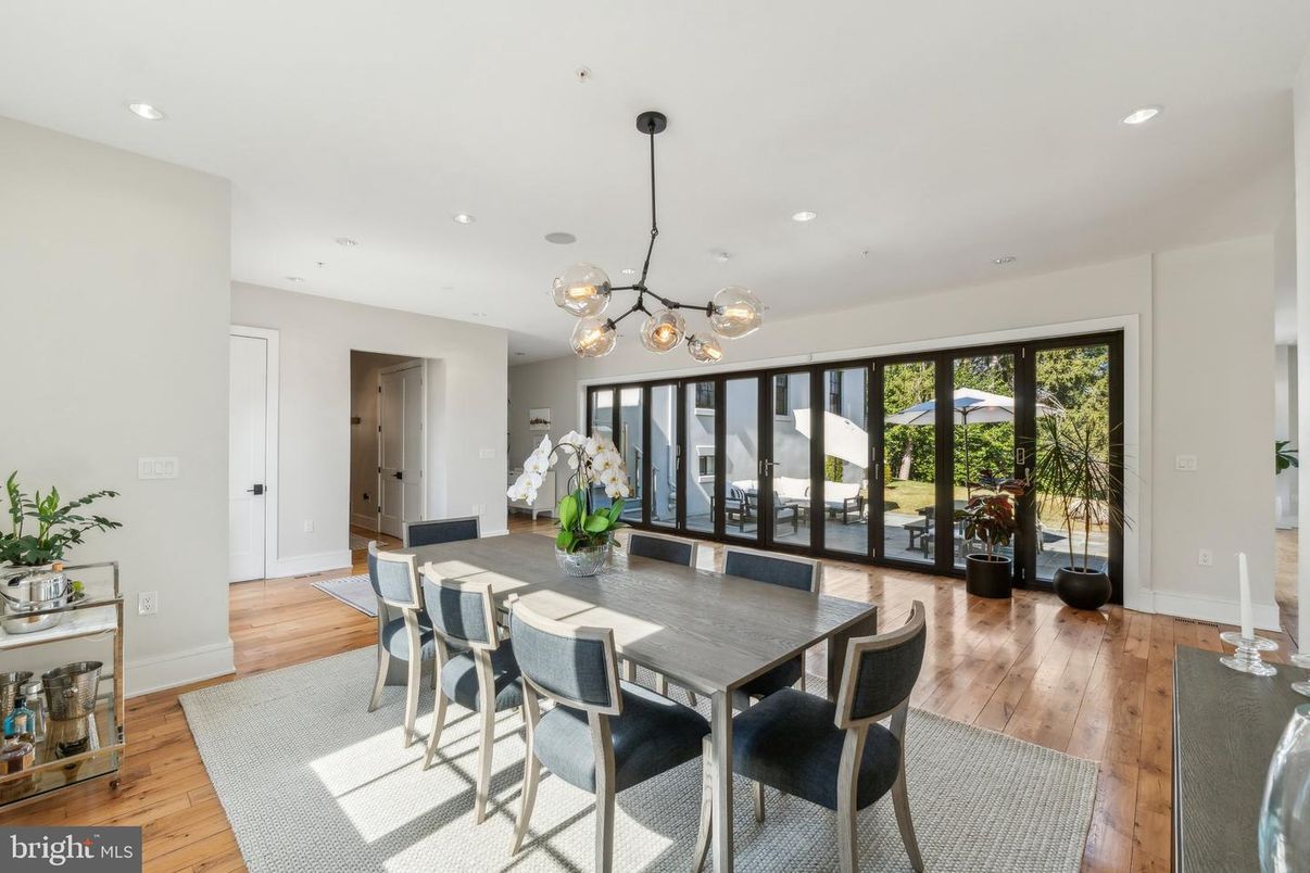 Dining room, Interior, Pendant Lights, Recessed Lighting, Wood Texture Flooring