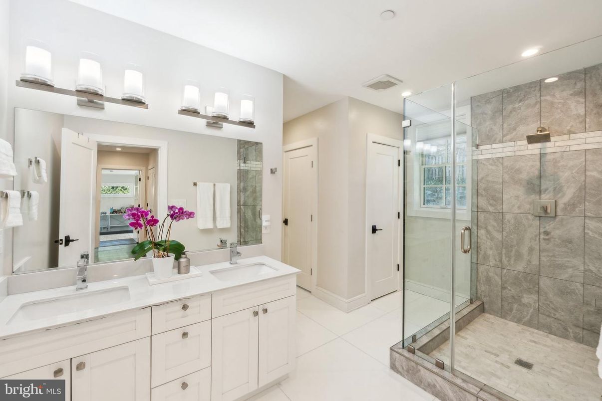 Bathroom, Dual Sink Vanities, Glass Shower, Interior, Recessed Lighting