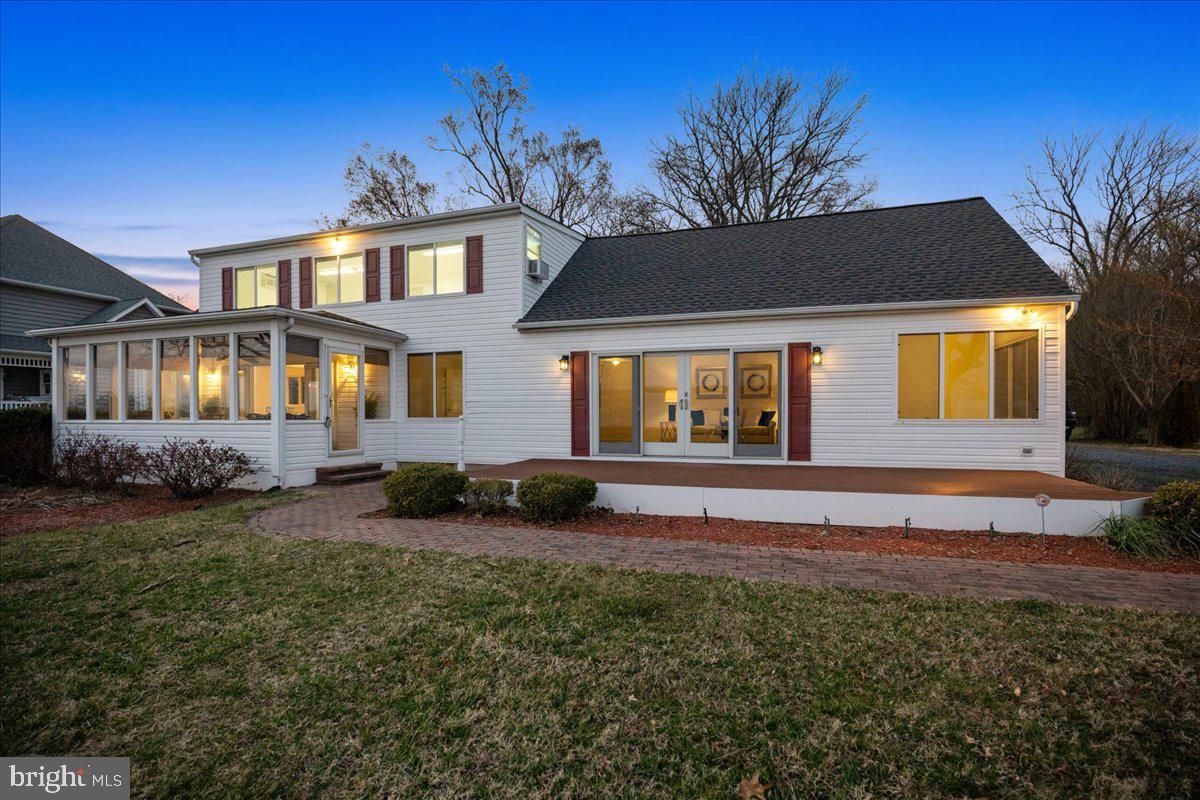 Exterior, Facade, Farmhouse