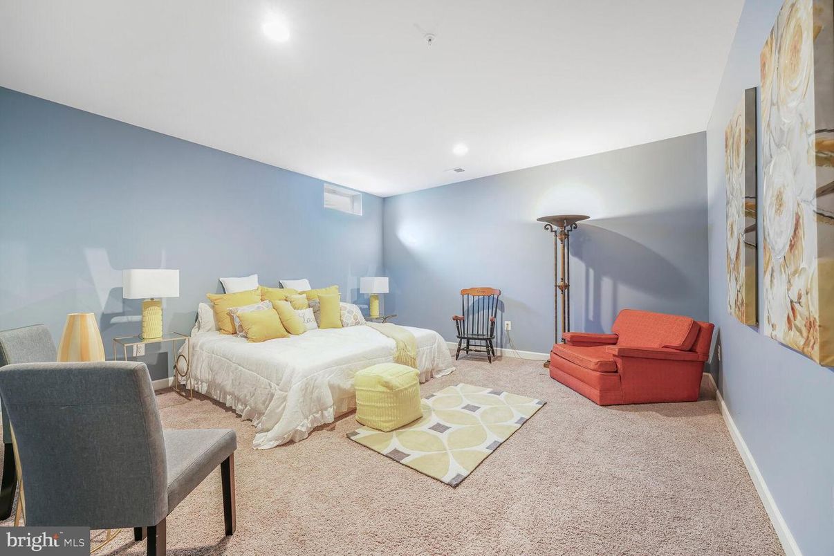 Bedroom, Interior, Recessed Lighting