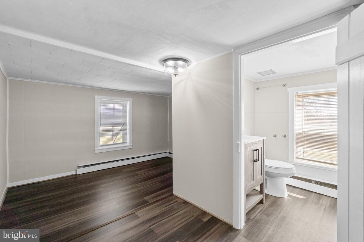 Bathroom, Empty room, Interior, Wood Texture Flooring