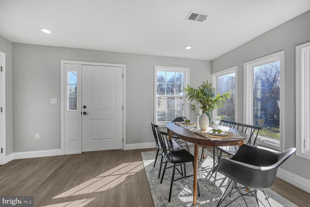 Dining room, Interior, Recessed Lighting, Wood Texture Flooring