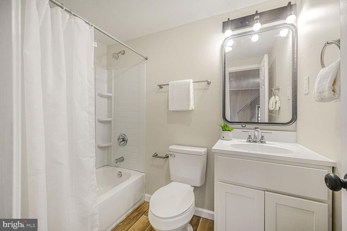 Bathroom, Interior, Wood Texture Flooring