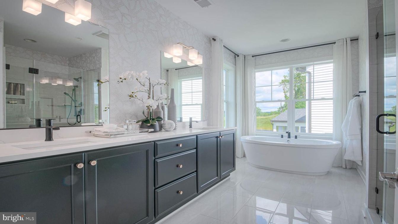 Bathroom, Dual Sink Vanities, Free Standing Baths, Glass Shower, Interior, Recessed Lighting
