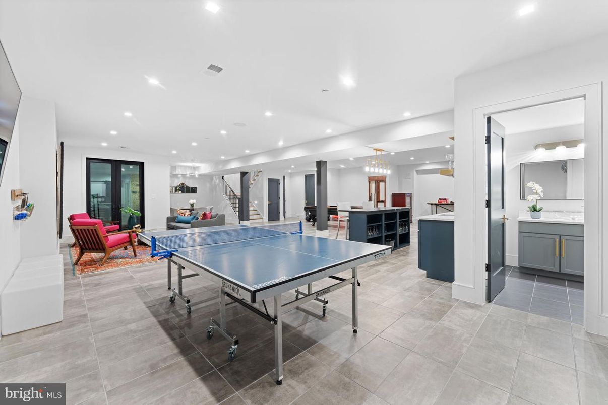 Game Room, Interior, Pendant Lights, Recessed Lighting