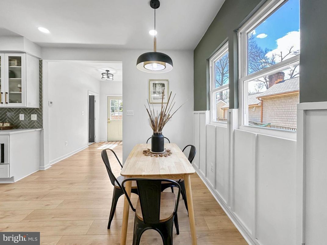 Dining room, Interior, Pendant Lights, Recessed Lighting, Wood Texture Flooring