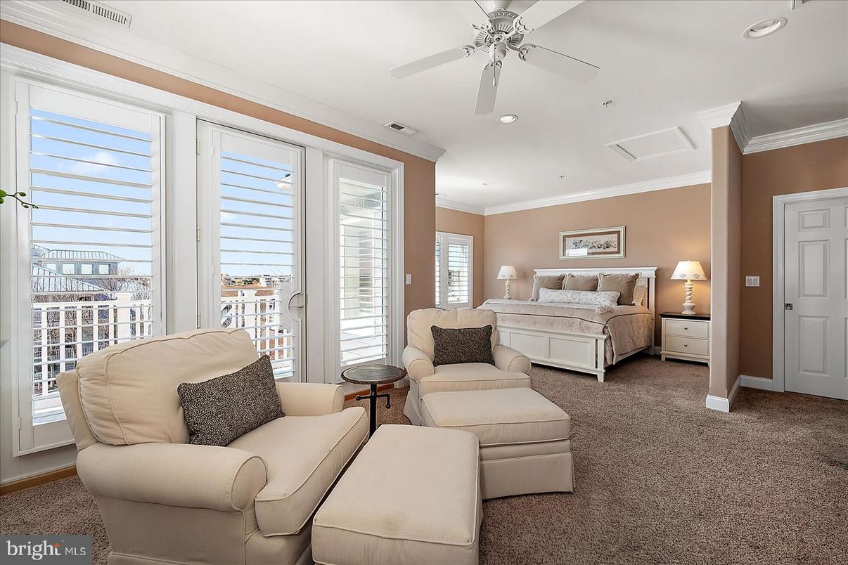 Bedroom, Interior, Living room, Recessed Lighting